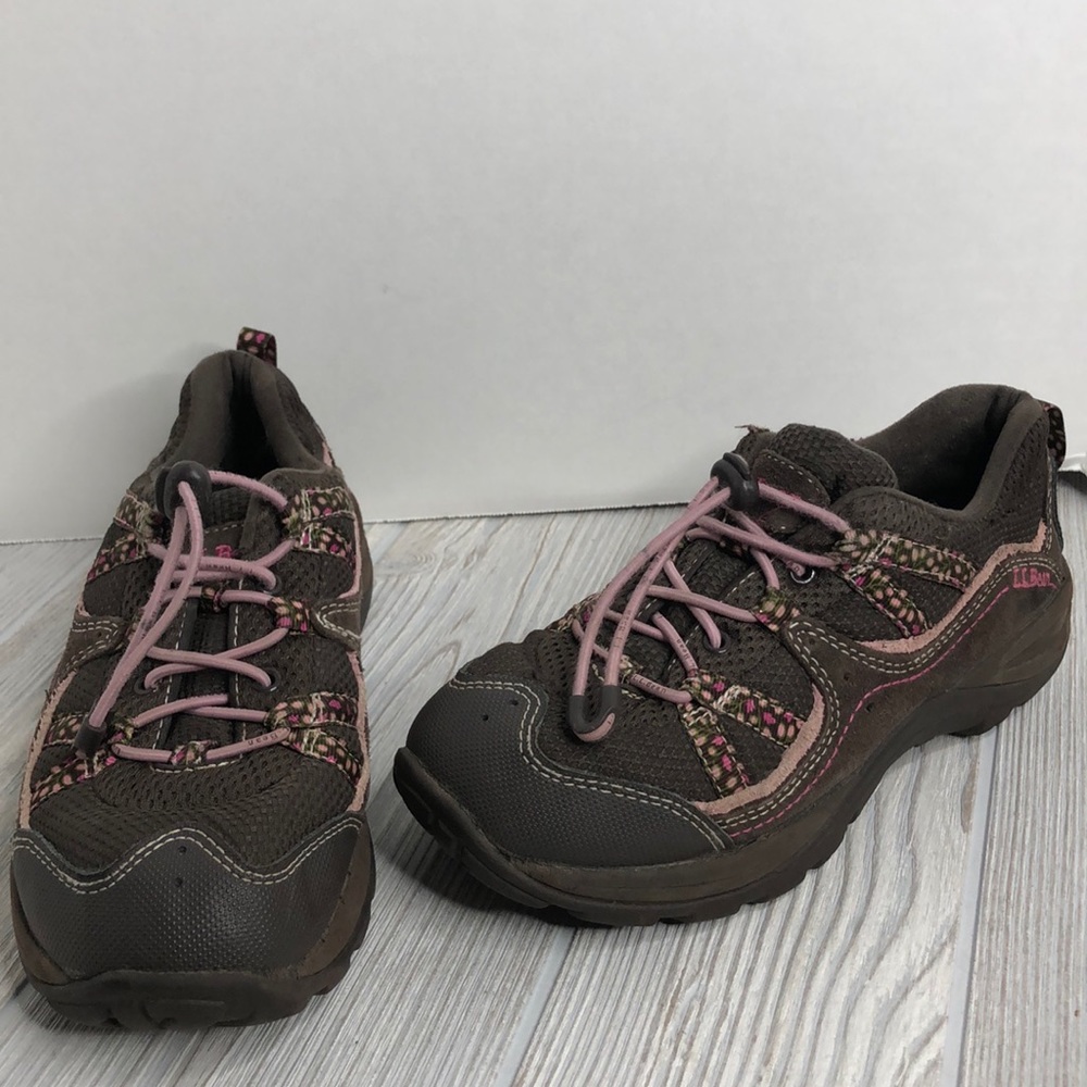 LL Bean Sz 4 Girls Outdorsy Sneakers rugged